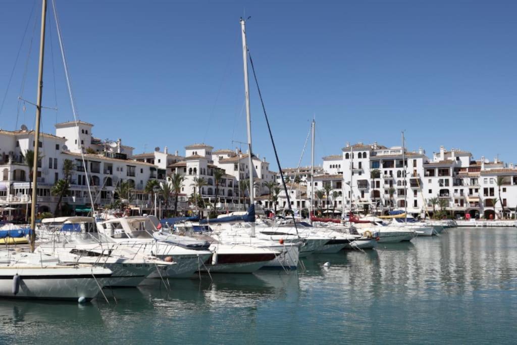 Apartamento Entero Con Solarium En Sabinillas, Con Piscina Y Al Lado Del Puerto De La Duquesa Manilva Exteriör bild