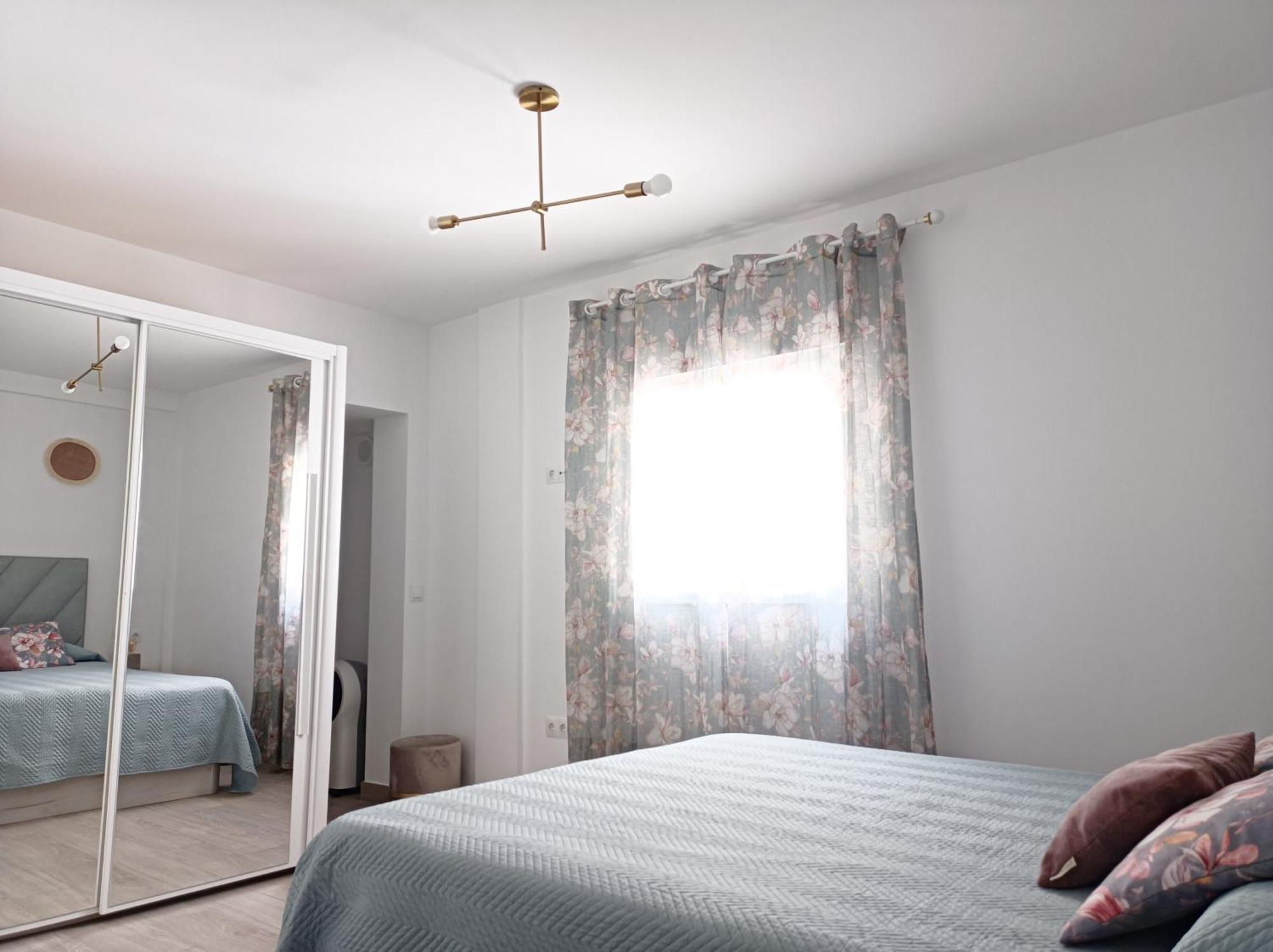 Apartamento Entero Con Solarium En Sabinillas, Con Piscina Y Al Lado Del Puerto De La Duquesa Manilva Exteriör bild